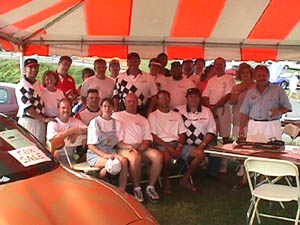 cl9813.jpg (27736 bytes)