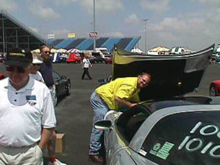 r66009s.jpg (25730 bytes)