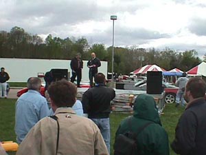 speak5.jpg (22580 bytes)