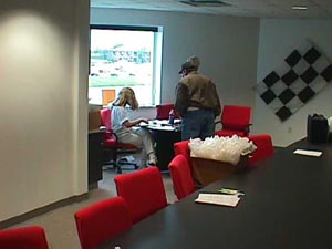 dayone6.jpg (18804 bytes)